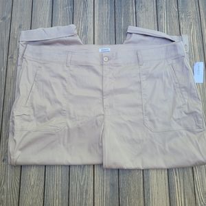 Wesport Cuffed Capri Pants